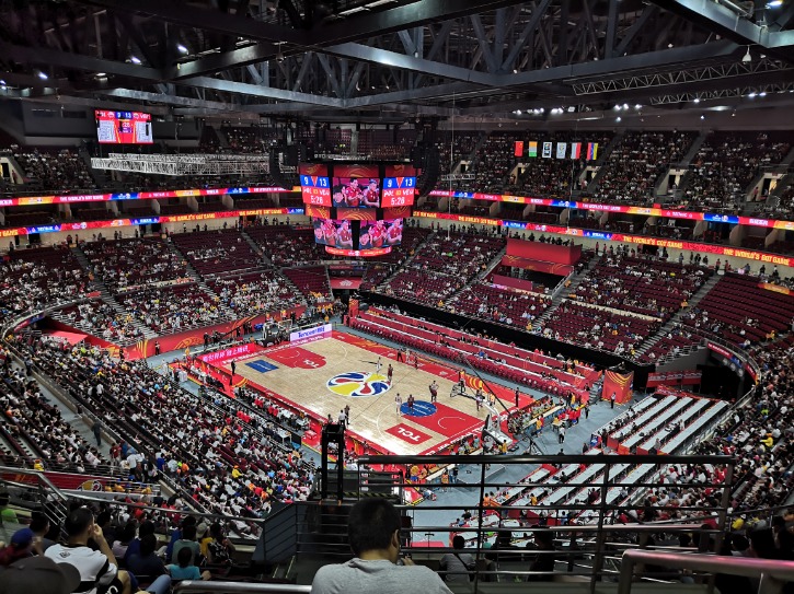 曼联情结曝,埃基蒂克回,忆童年挚爱,香港马会,赛程安排,赛果查询,马匹资料,赛事资讯