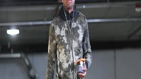 暴雪美女制作人纹身事件：网络暴力致不敢露面